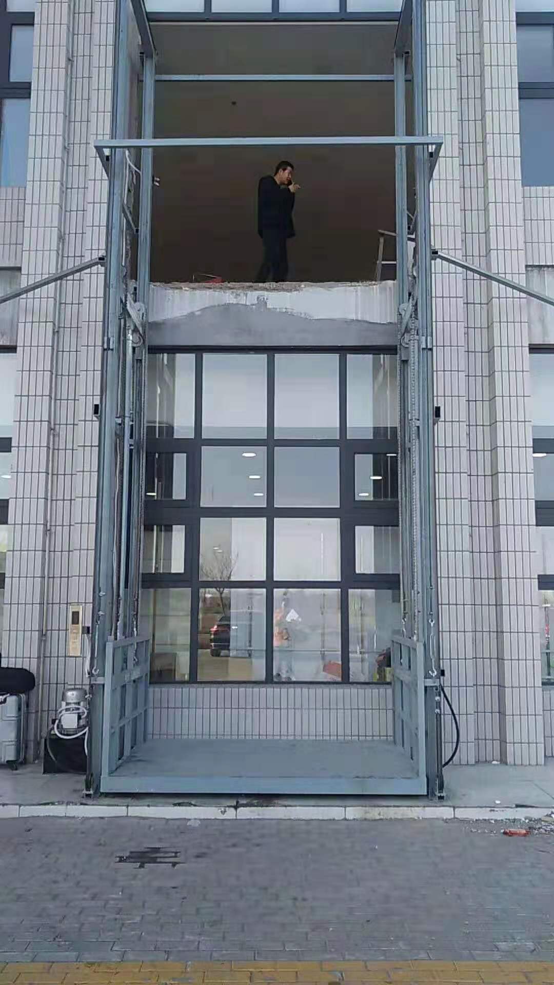 hth下载app:读懂15万亿城市更新：不救房价但要救这些产业链！